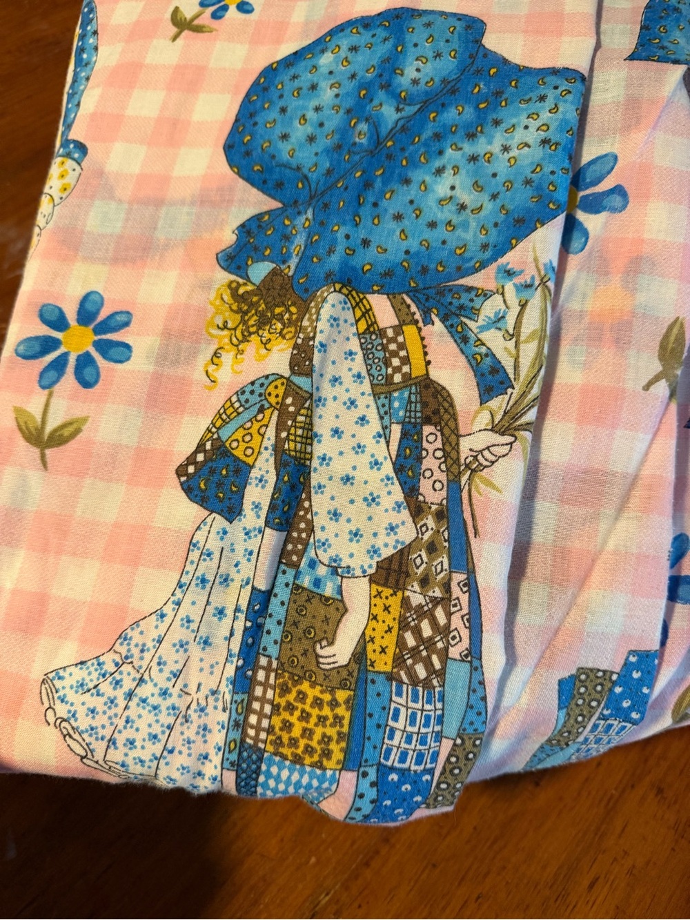 Holly Hobbie twin size bedspread, pillow case curtains and canopy cover - Picture 4 of 5